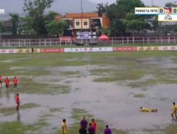 Diduga Menyalahi Spesifikasi Teknis, Stadion Menak Sopal Bak Kandang Kerbau